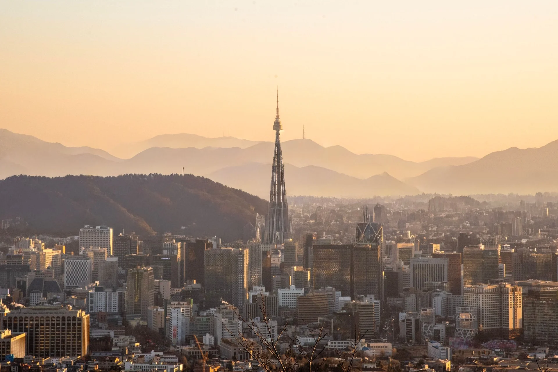 Seoul and N Seoul Tower at sunset